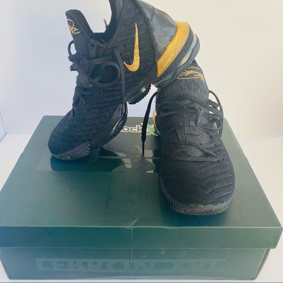 Nike Lebron 16 XVI I’m King 9.5 Basketball Shoes - Picture 4 of 15